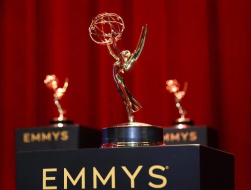 Estatueta Emmy Awards / Reprodução https://cdn.fishki.net/